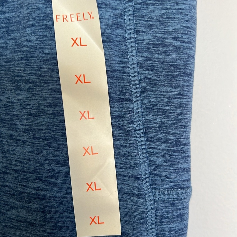 Stylish women Navy Leggings.     CAJA   #. 4 - Picture 5 of 9